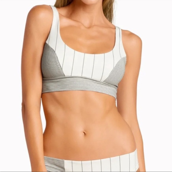 ❣️HOST PICK❣️ Boys + Arrows Reversible Bikini Top in Buck Yeah NWT - Picture 2 of 5